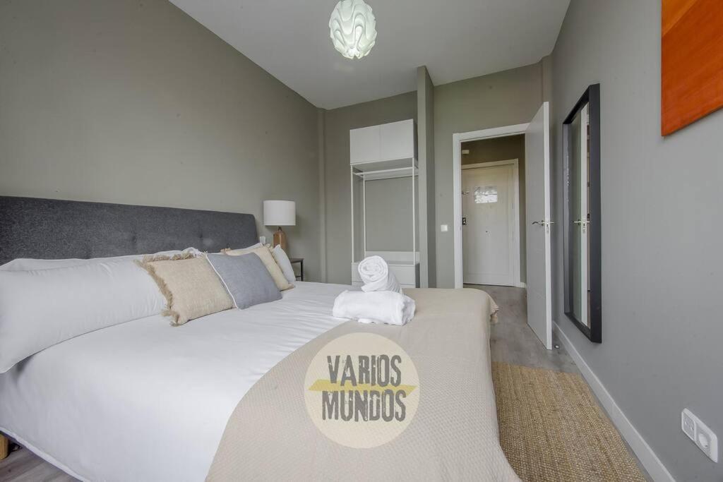 Luxury&Cool 9Pax Con Vistas Al Centro De Madrid Apartment Luaran gambar