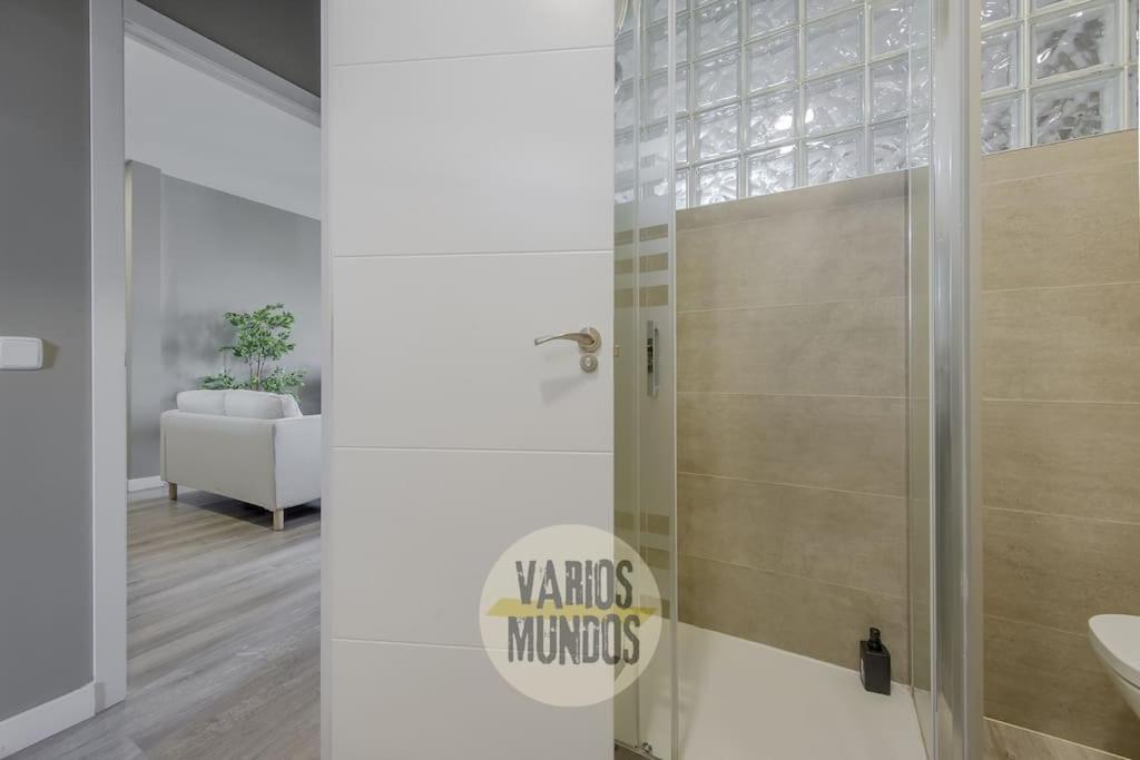 Luxury&Cool 9Pax Con Vistas Al Centro De Madrid Apartment Luaran gambar