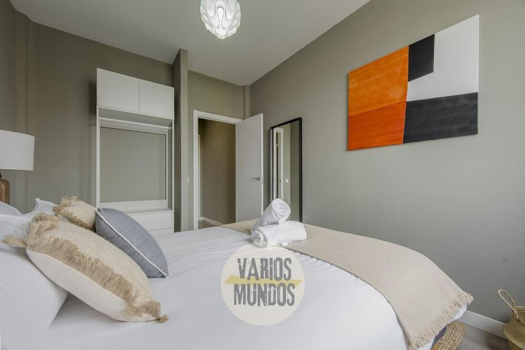 Luxury&Cool 9Pax Con Vistas Al Centro De Madrid Apartment Luaran gambar