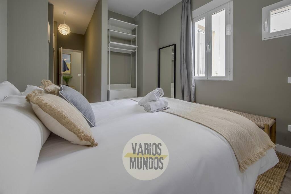 Luxury&Cool 9Pax Con Vistas Al Centro De Madrid Apartment Luaran gambar